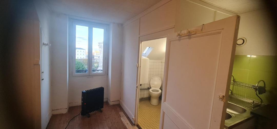 Photo of Bathroom in Saint-Jacques - Pirmil