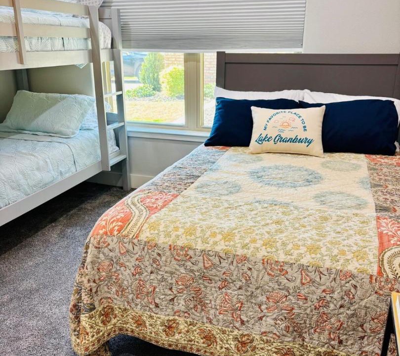 Photo of Bedroom in Granbury