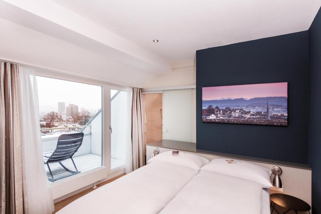 Photo of Bedroom in District 6
