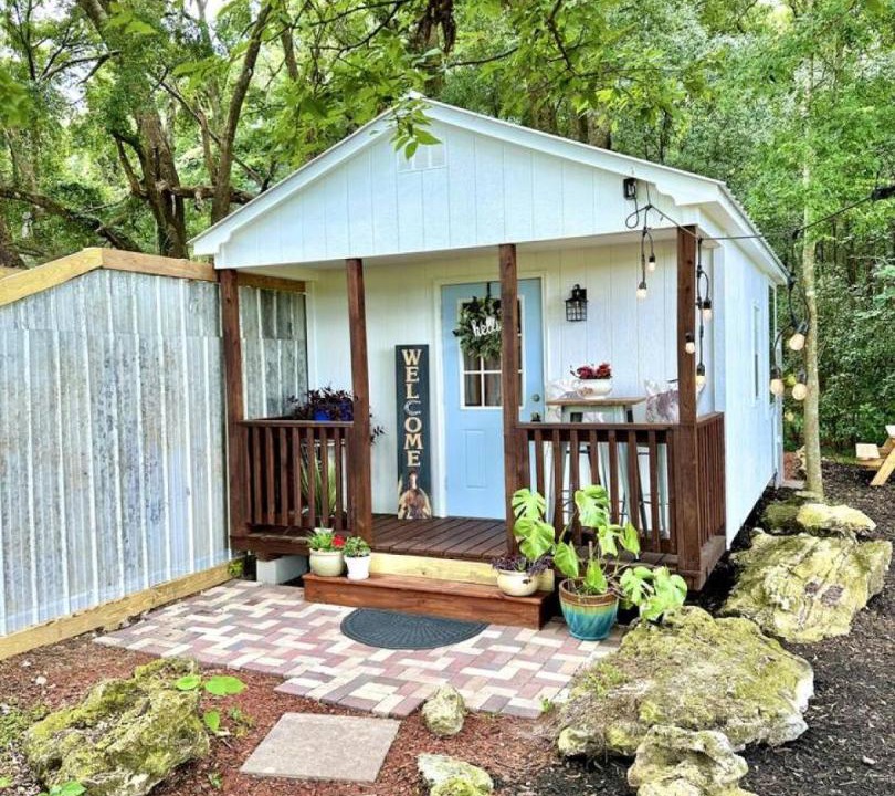 Photo of Others in Reddick