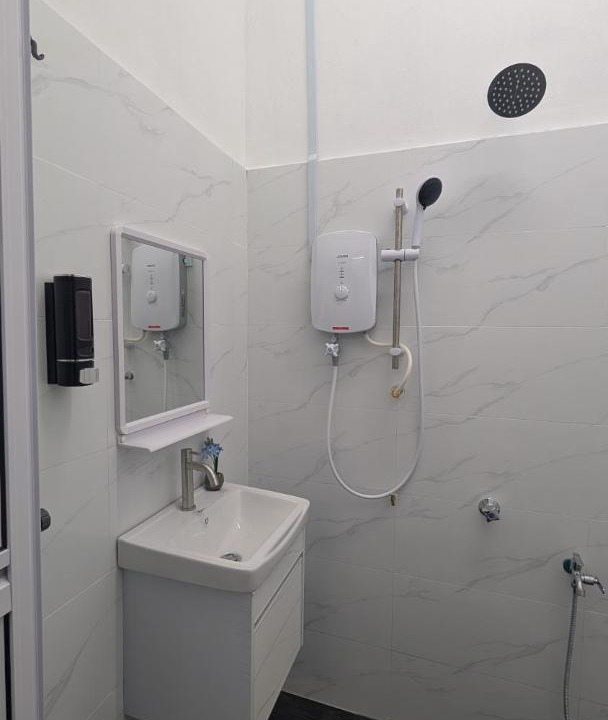 Photo of Bathroom in Bukit Jawa