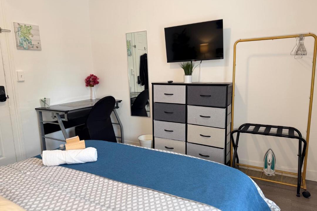 Photo of Bedroom in Englewood