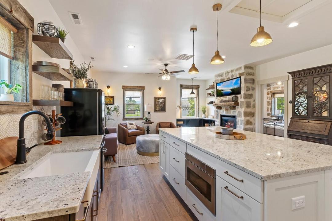 Photo of Kitchen in Midway