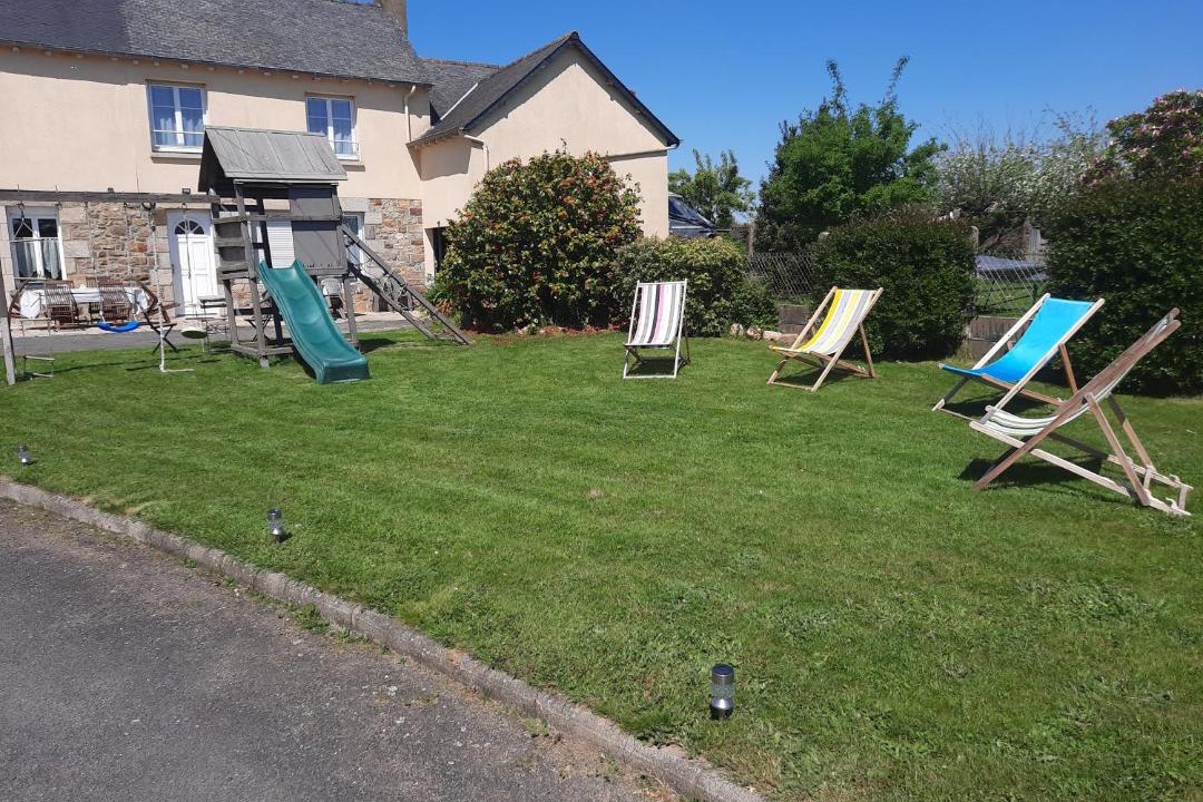 Photo of Others in Guitte