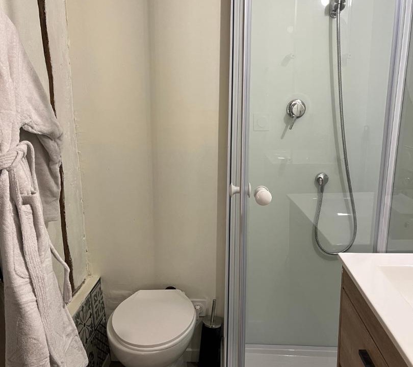 Photo of Bathroom in Lorris