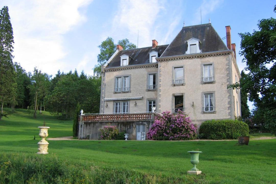 Photo of Others in Ceilloux