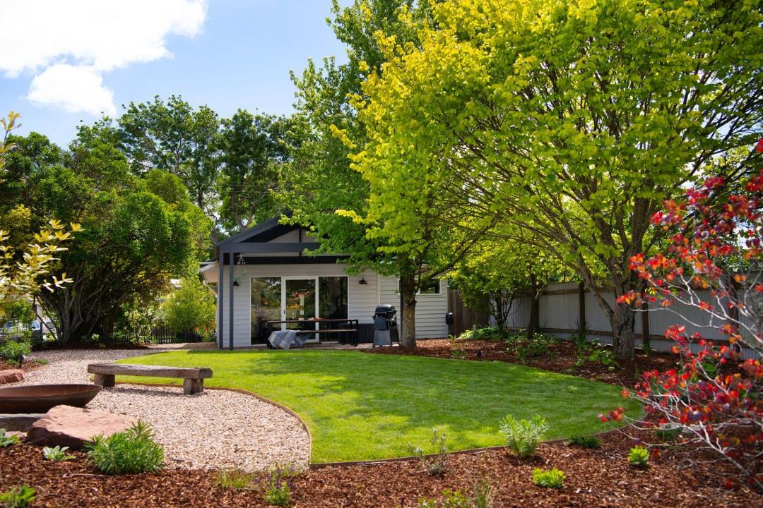 Photo of Others in Daylesford