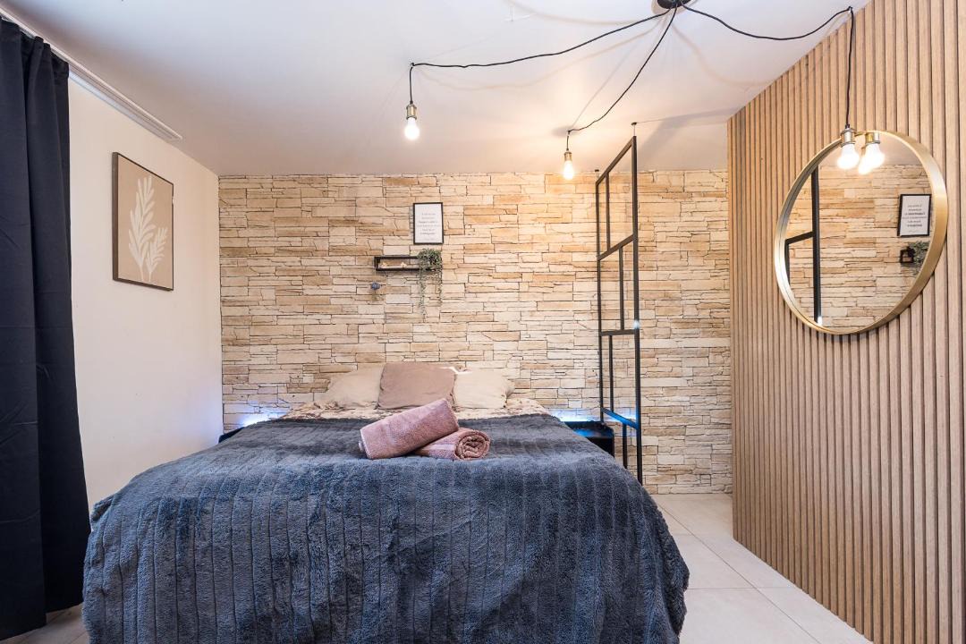 Photo of Bedroom in La Roche-de-Glun
