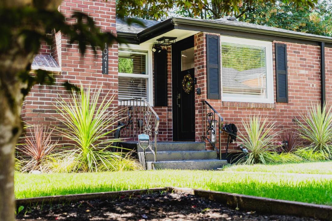 Photo of Others in Victory Heights