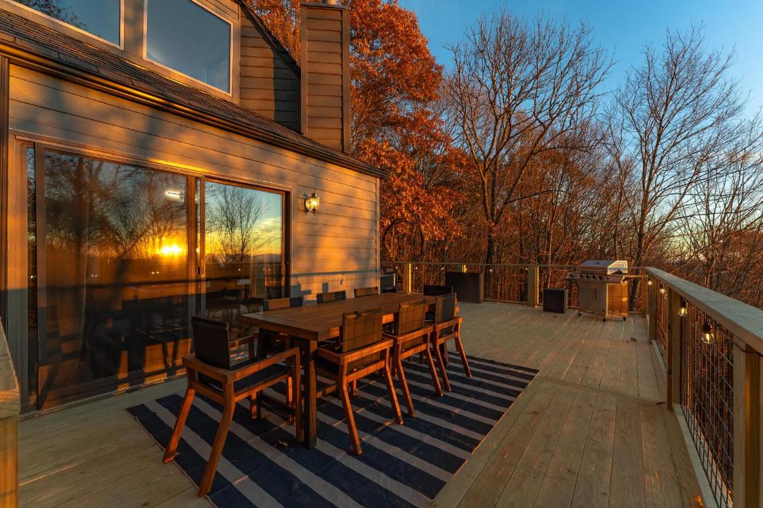 Photo of Patio Balcony in Wolf Laurel
