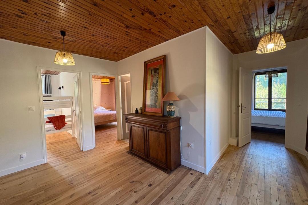 Photo of Others in Gap