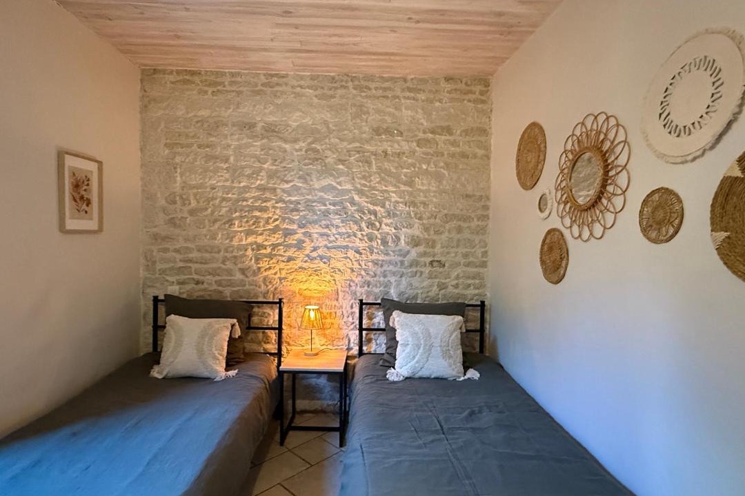 Photo of Others in Fontenille-Saint-Martin-d'Entraigues