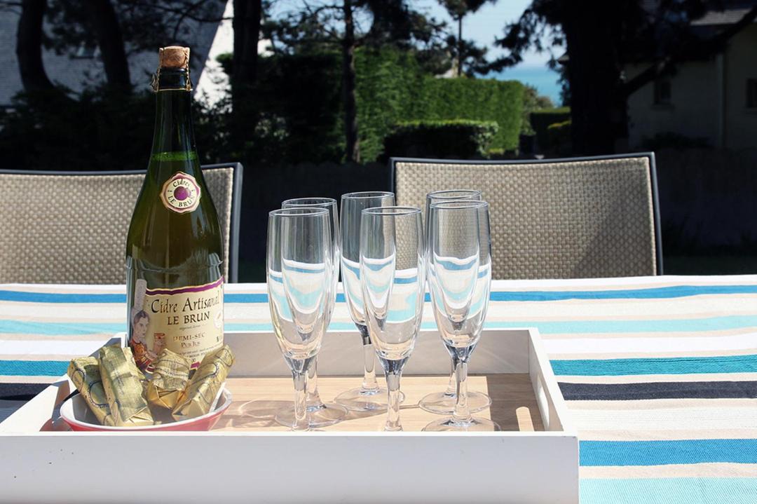 Photo of Patio Balcony in Cancale