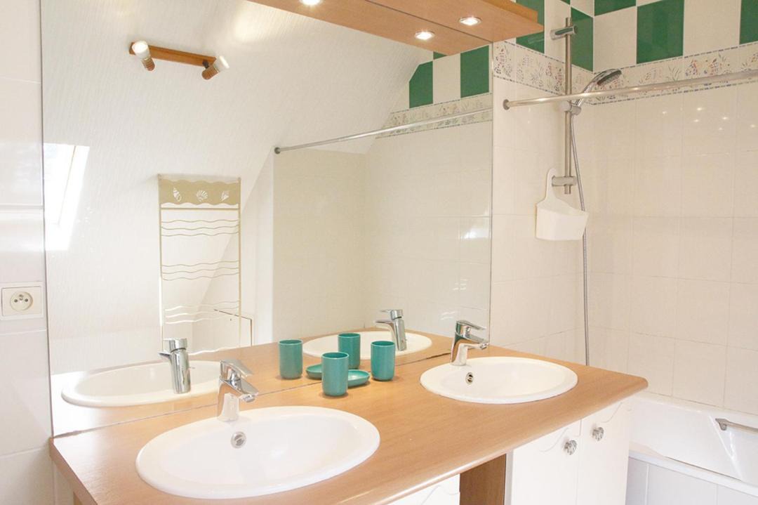 Photo of Bathroom in Cancale