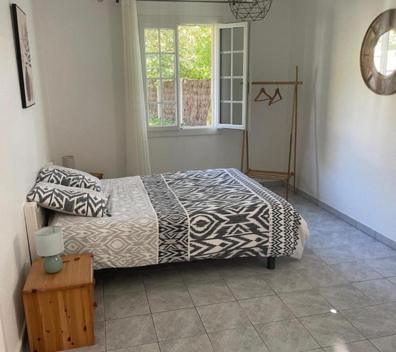 Photo of Others in Lesperon