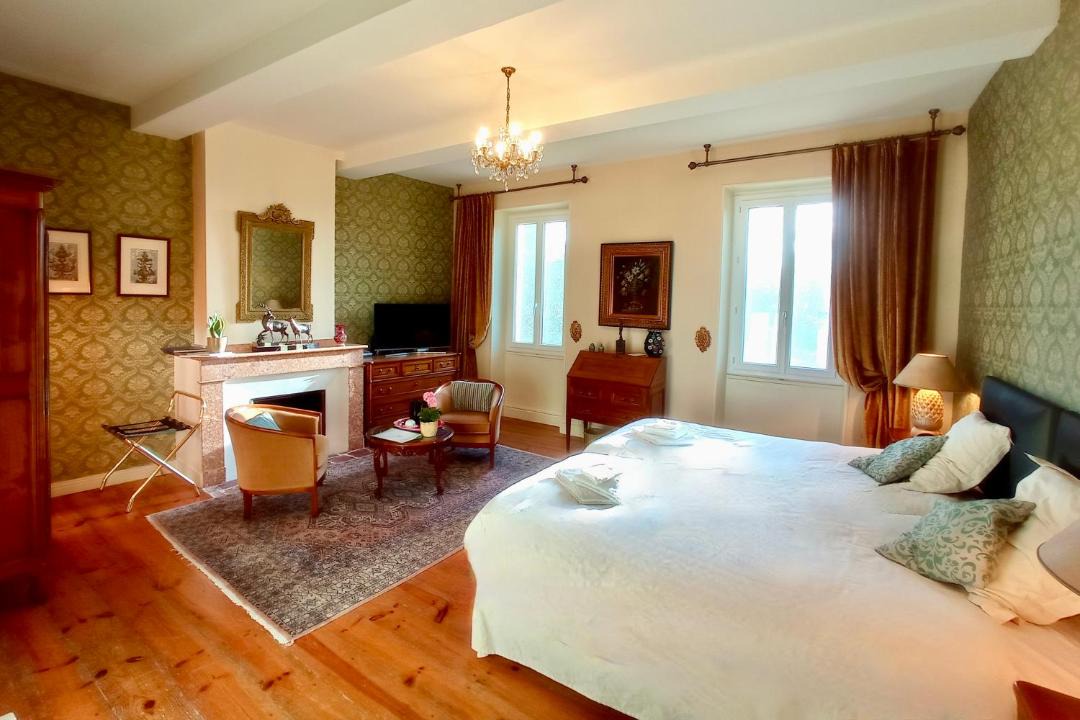 Photo of Bedroom in Saint-Affrique-les-Montagnes