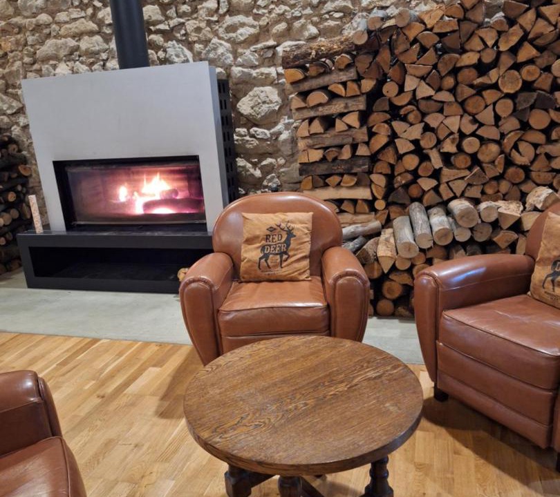 Photo of Others in Ouveillan