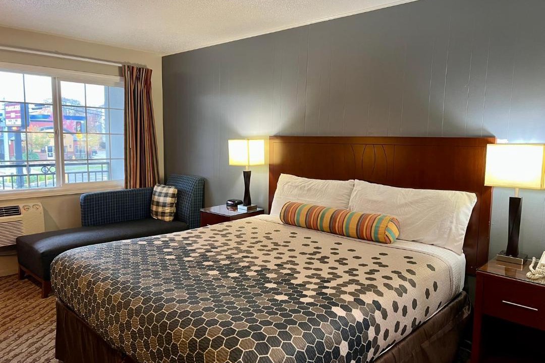 Photo of Bedroom in Downtown Eugene