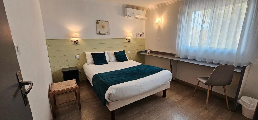 Photo of Bedroom in Graulhet