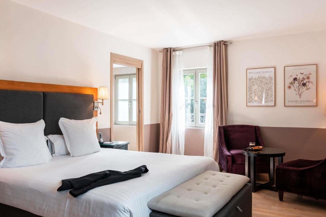 Photo of Others in Maintenon