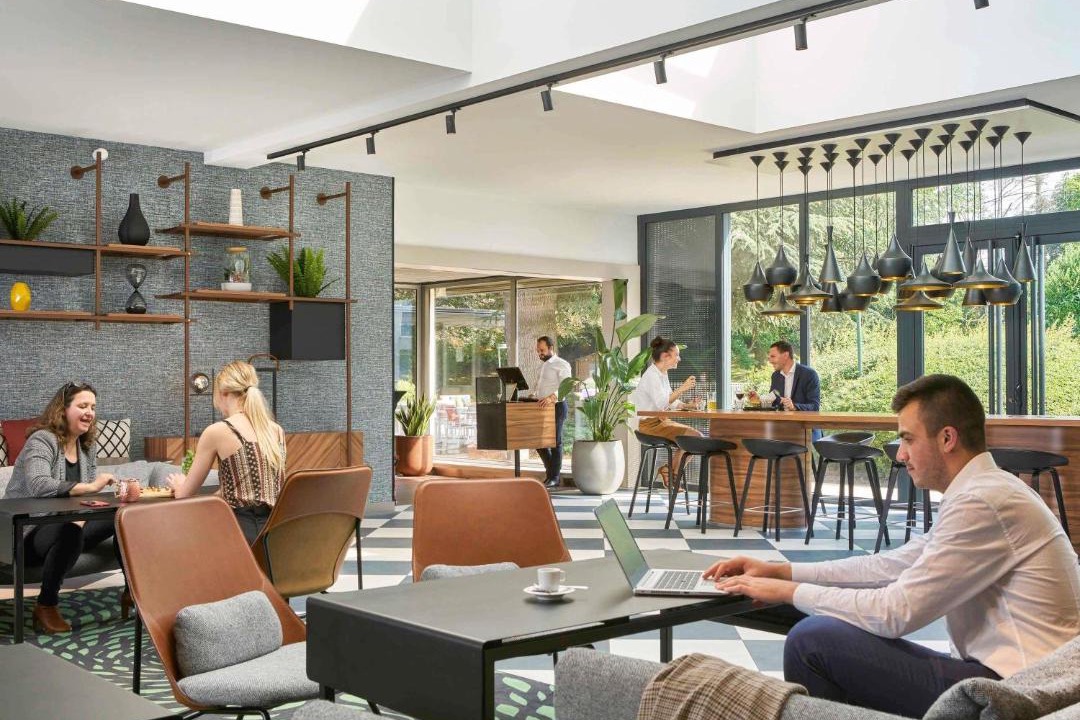 Photo of Others in Palaiseau