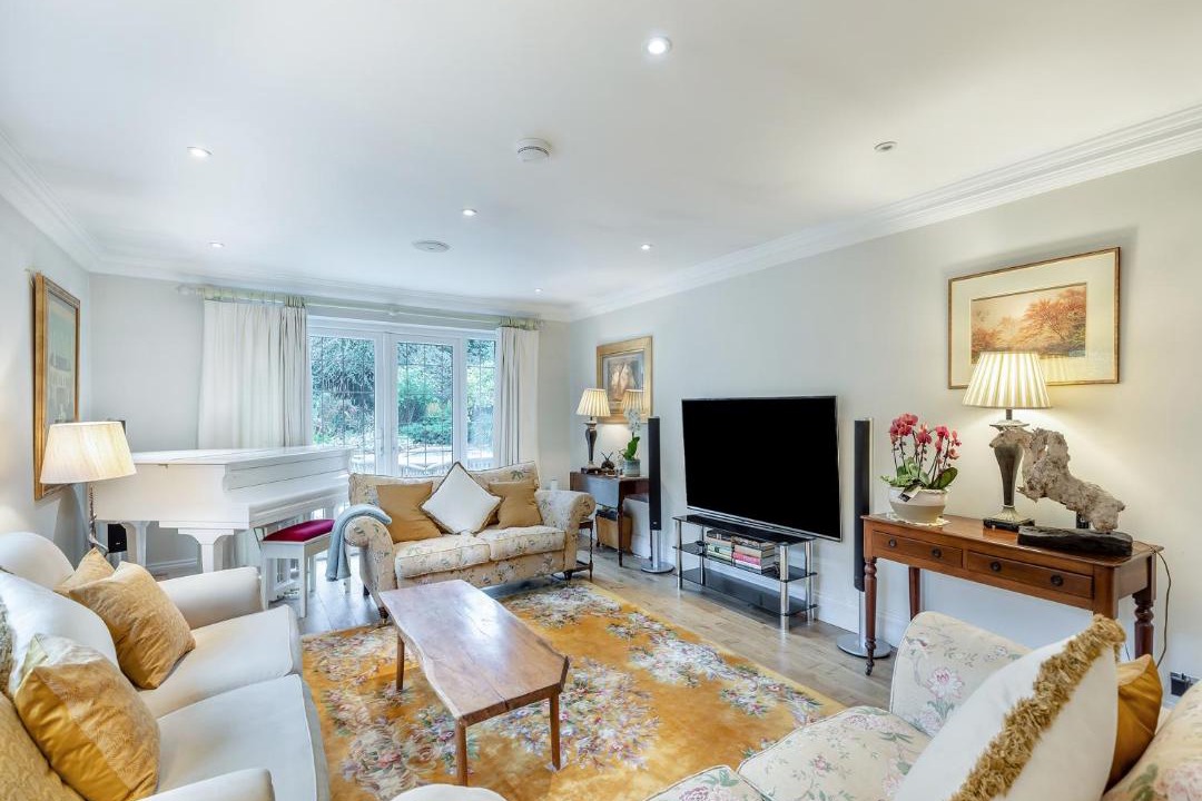 Photo of Others in Wooburn Moor