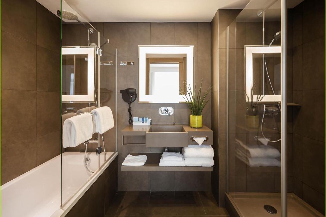 Photo of Bathroom in Colombier - Champ de Mars