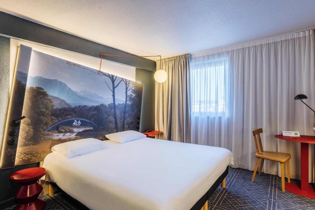 Photo of Bedroom in Miroir - Batignolles