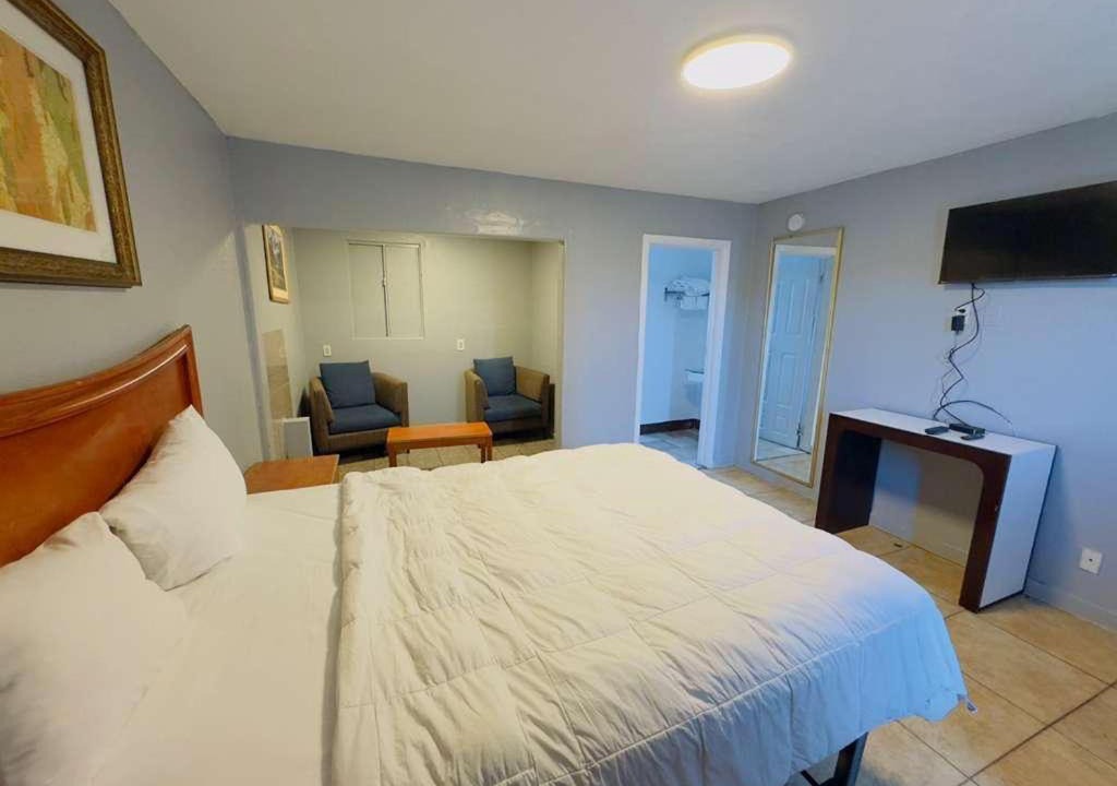 Photo of Others in Oakland