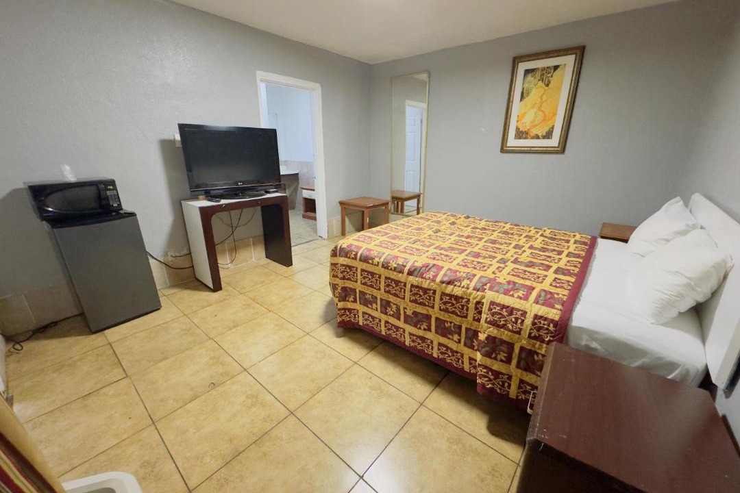 Photo of Bedroom in Oakland