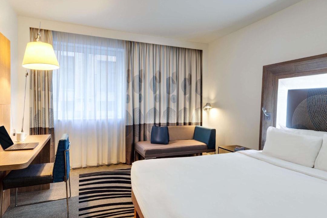 Photo of Others in Tower Hill