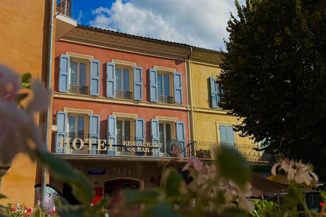 Photo of Others in Annot