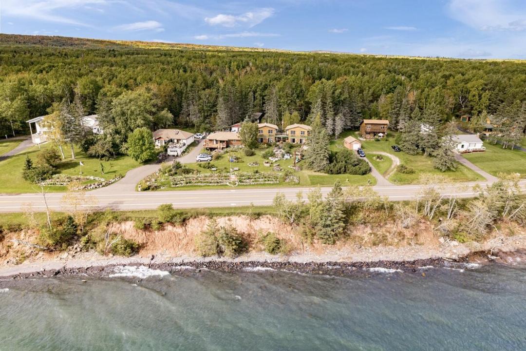 Photo of Others in North Shore