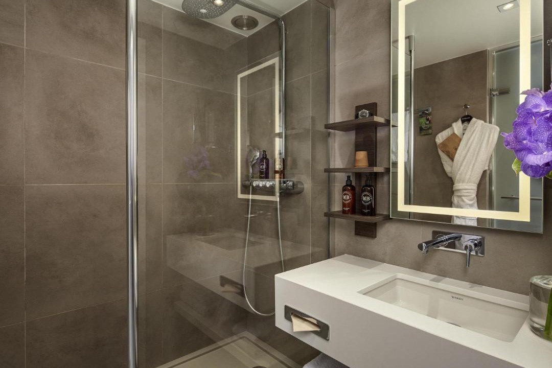 Photo of Bathroom in Les Halles