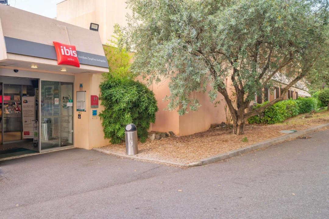 Photo of Others in Valbonne