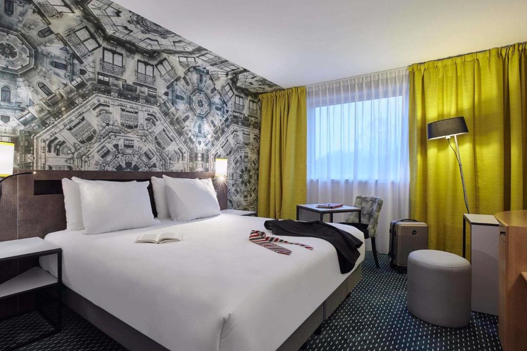 Photo of Bedroom in Roissy-en-France