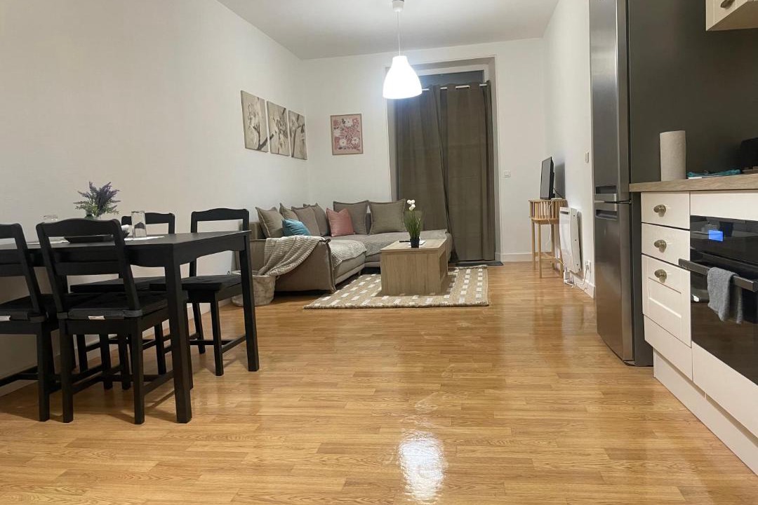 Photo of Others in Barriere Saint Marc