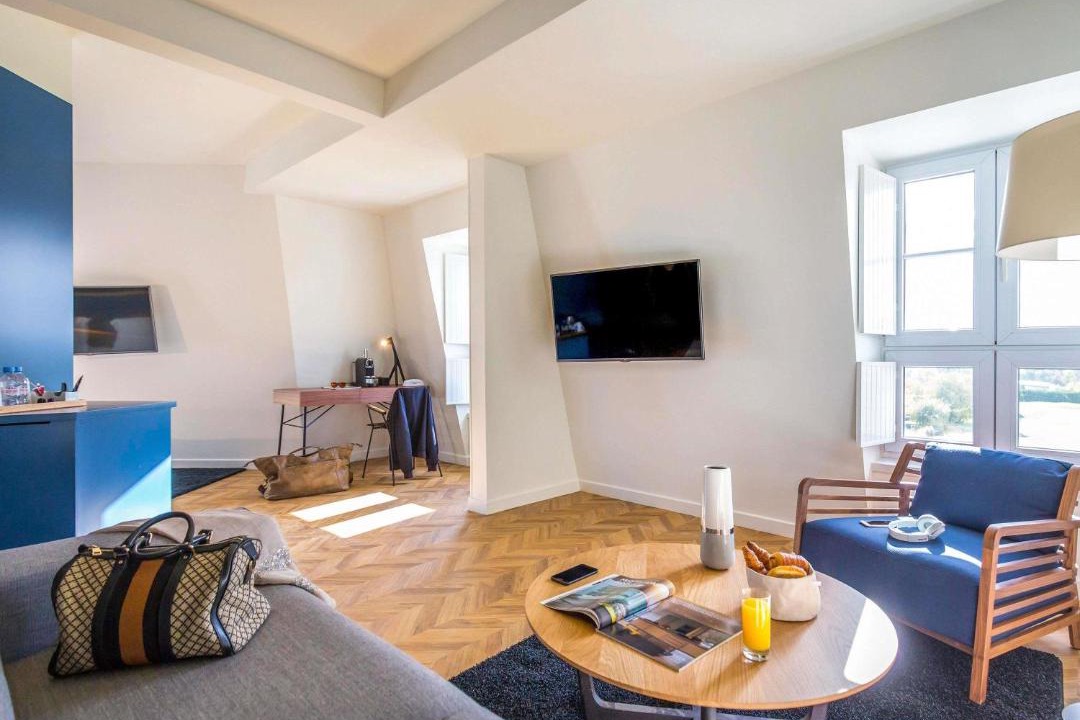 Photo of Others in Vineuil-Saint-Firmin