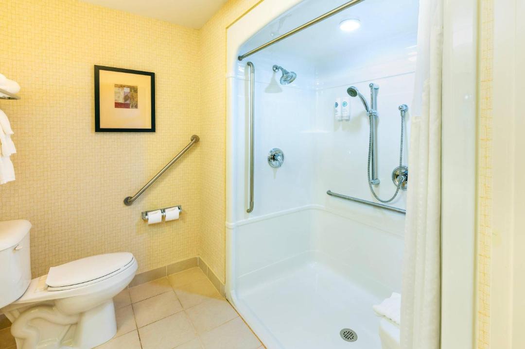 Photo of Bathroom in Kincardine