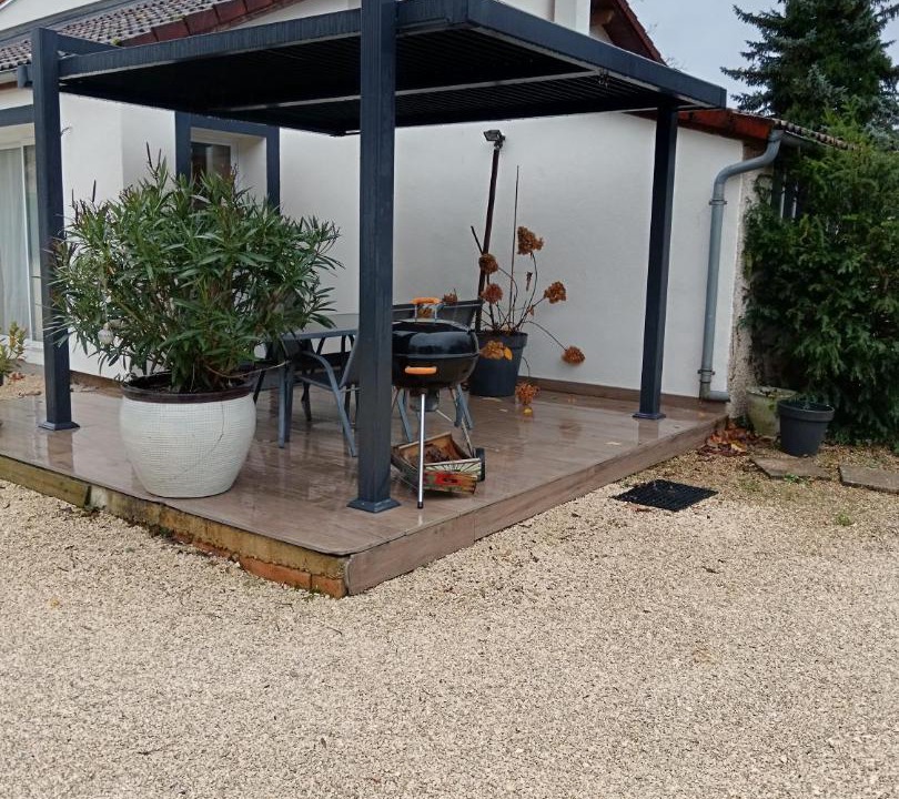 Photo of Others in Longeault