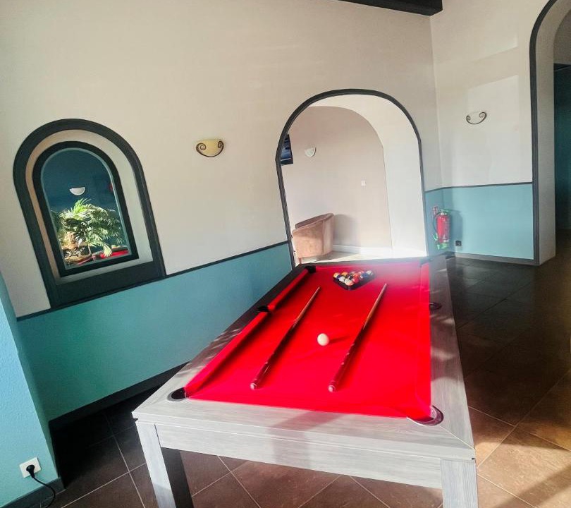 Photo of Others in Redon