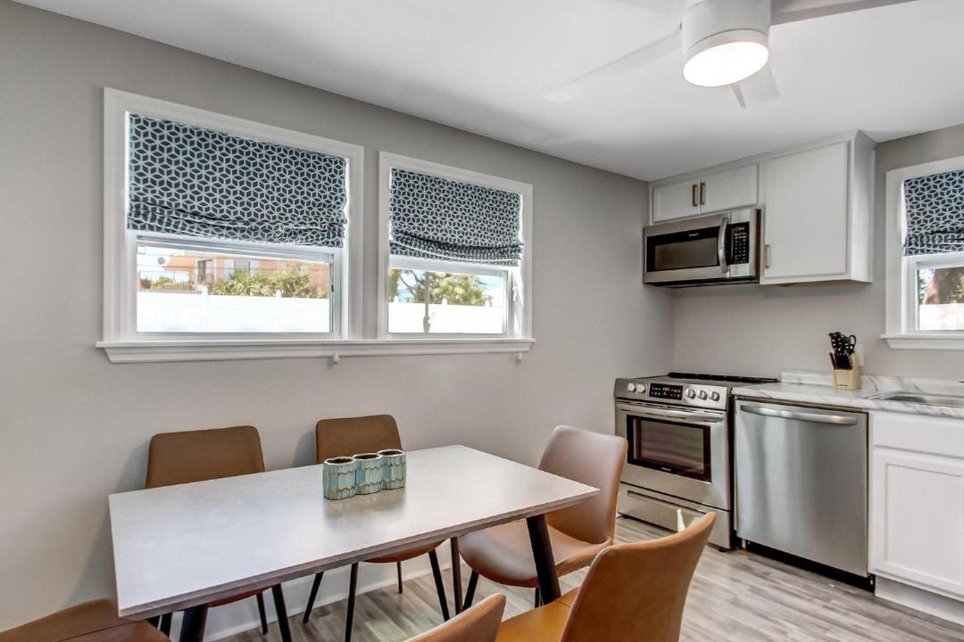 Photo of Kitchen in Savannah Beach