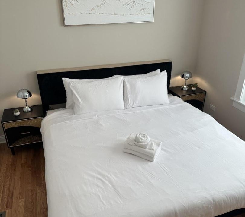 Photo of Bedroom in Irving Park East