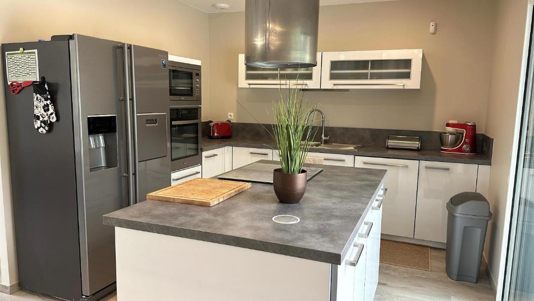 Photo of Kitchen in Saint-Seurin-sur-l'Isle