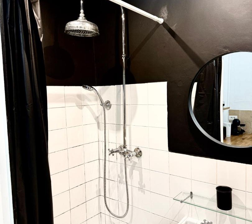 Photo of Bathroom in Cusset