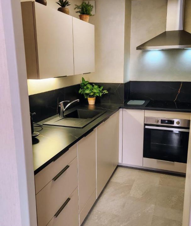 Photo of Kitchen in Thones