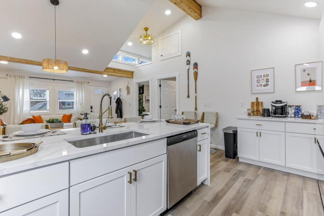 Photo of Kitchen in Buckeye Lake