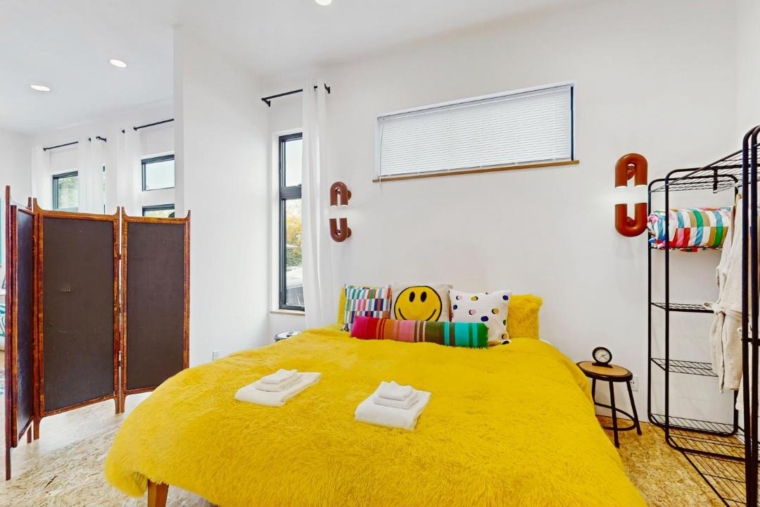 Photo of Others in College Hill