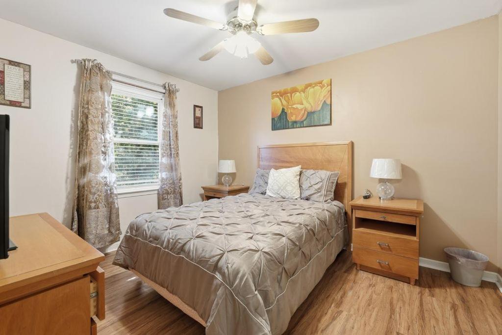 Photo of Bedroom in Dumbarton