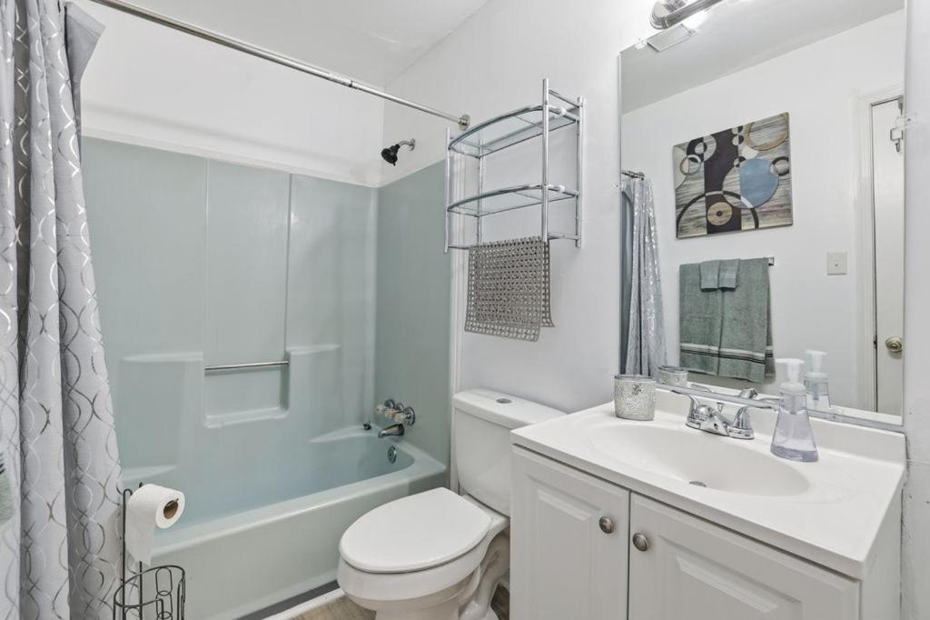 Photo of Bathroom in Dumbarton